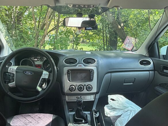 2010 Ford Focus II Рестайлинг, белый, 585000 рублей - вид 17