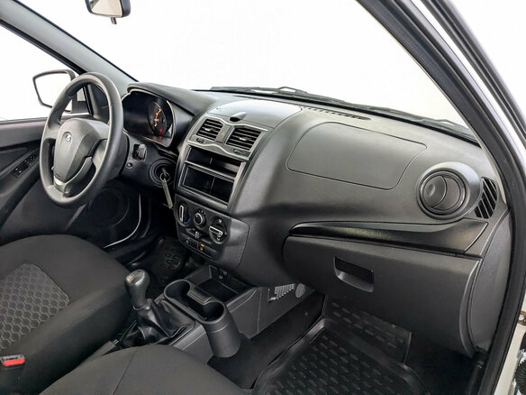 2024 Lada (ВАЗ) Granta I Рестайлинг, белый, 700000 рублей - вид 11