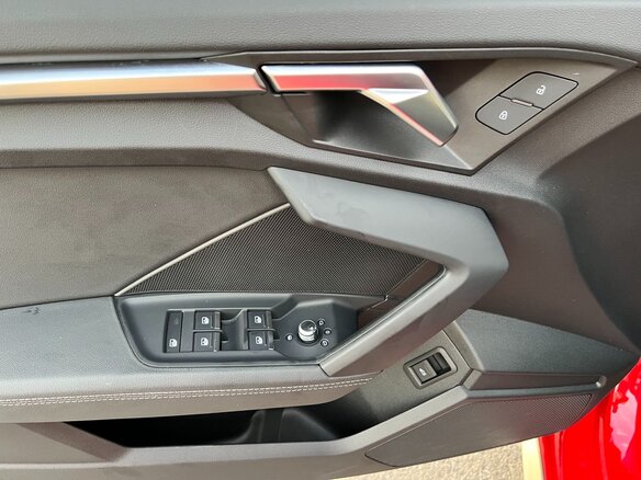 2021 Audi A3 35 TFSI Long IV (8Y), красный, 1885000 рублей - вид 9