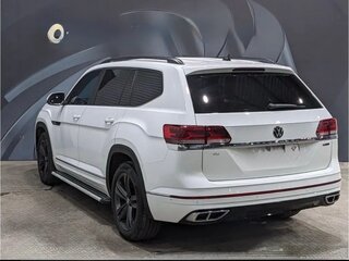 2021 Volkswagen Teramont I Рестайлинг, белый, 3750000 рублей, вид 4