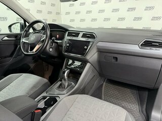2021 Volkswagen Tiguan II Рестайлинг, серый, 2599567 рублей, вид 3