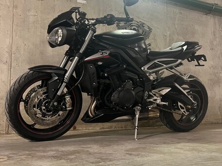 2019 Triumph Street Triple, чёрный, 750000 рублей, вид 3