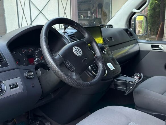 2009 Volkswagen Multivan T5, бежевый, 1335000 рублей - вид 5