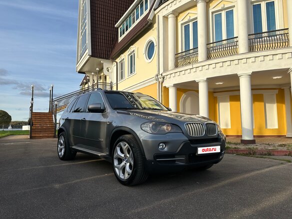 2009 BMW X5 4.8i II (E70), серый, 2250000 рублей - вид 1