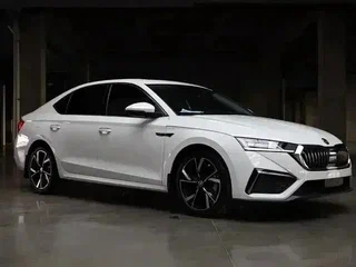 2022 Skoda Octavia IV (A8), белый, 2264000 рублей, вид 3