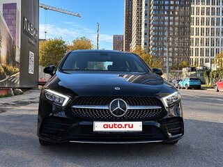 2020 Mercedes-Benz A-Класс 200 IV (W177), чёрный, 2700000 рублей, вид 4