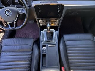 2018 Volkswagen Passat DSG7 B8, чёрный, 1950000 рублей, вид 3