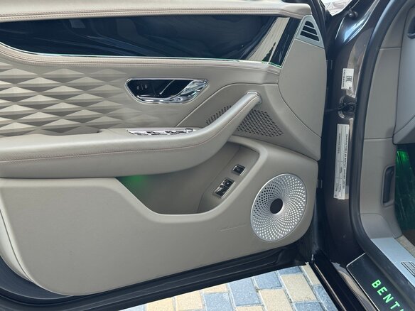 2020 Bentley Flying Spur III, серый - вид 10