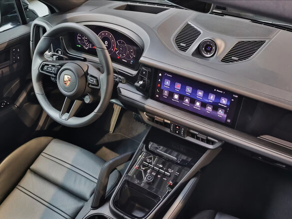 2025 Porsche Cayenne Coupé III Рестайлинг, серый - вид 25