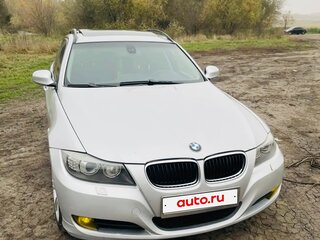 2009 BMW 3 серии 320d xDrive V (E90/E91/E92/E93) Рестайлинг, серебристый, 1570000 рублей, вид 2
