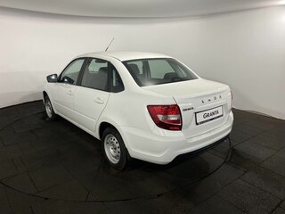 2026 Lada (ВАЗ) Granta I Рестайлинг, белый, 1068000 рублей, вид 5