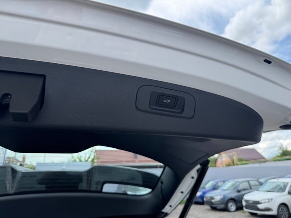 2025 Geely Coolray (Binyue L) I Рестайлинг 2, белый, 2550000 рублей - вид 34
