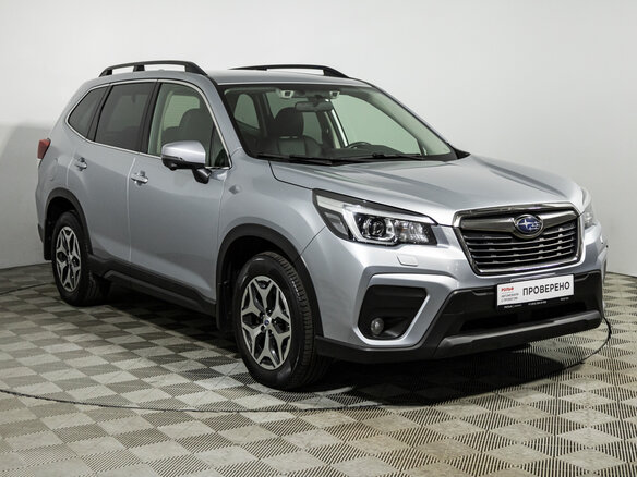 2018 Subaru Forester V, серебристый, 2499700 рублей - вид 2