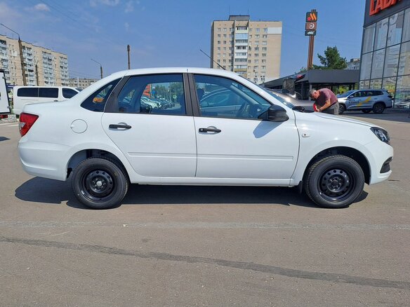 2026 Lada (ВАЗ) Granta I Рестайлинг, белый, 841500 рублей - вид 6