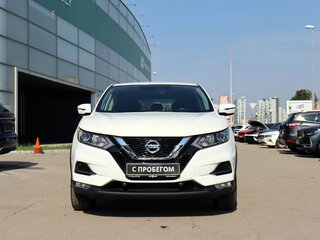 2019 Nissan Qashqai II Рестайлинг, белый, 1820000 рублей, вид 2