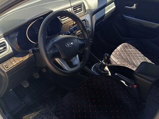 2012 Kia Rio 5-speed III, серебристый, 780000 рублей, вид 4