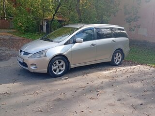 2008 Mitsubishi Grandis I, серебристый, 630000 рублей, вид 4