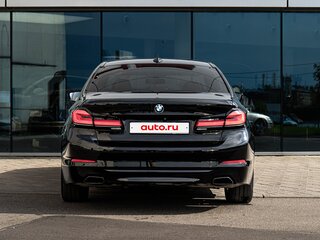 2018 BMW 5 серии 540d xDrive VII (G30/G31/G38), чёрный, 4200000 рублей, вид 4