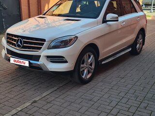 2013 Mercedes-Benz M-Класс 400 III (W166), белый, 2200000 рублей, вид 1