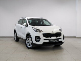 2017 Kia Sportage IV, белый, 1650000 рублей, вид 3