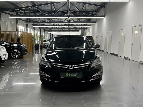 2014 Hyundai Solaris I Рестайлинг, чёрный, 930000 рублей - вид 2