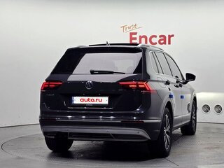 2020 Volkswagen Tiguan II Рестайлинг, серый, 2198000 рублей, вид 4