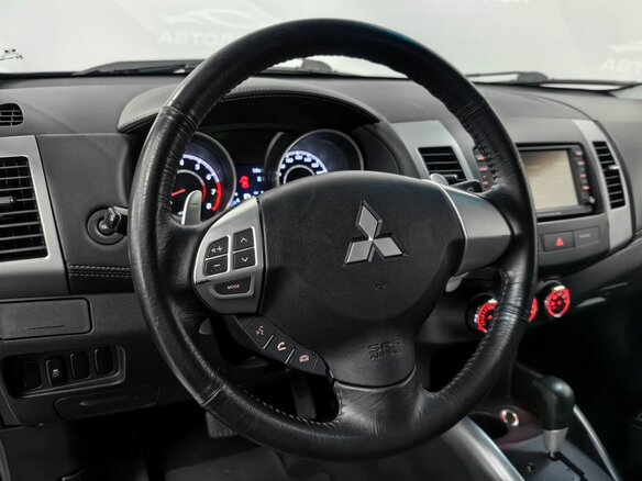 2012 Mitsubishi Outlander II Рестайлинг, чёрный, 1430000 рублей - вид 11