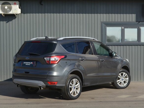 2017 Ford Kuga II Рестайлинг, серый, 1549888 рублей - вид 5