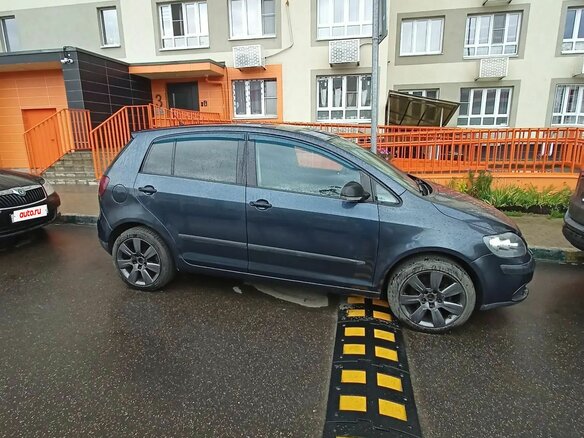 2008 Volkswagen Golf Plus I, синий, 800000 рублей - вид 5