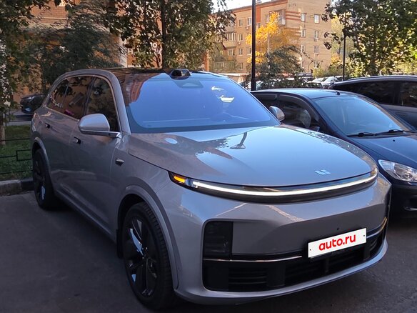 2025 Li Auto (Lixiang) L7 52.3 kWh I Рестайлинг, серебристый, 7999999 рублей - вид 1