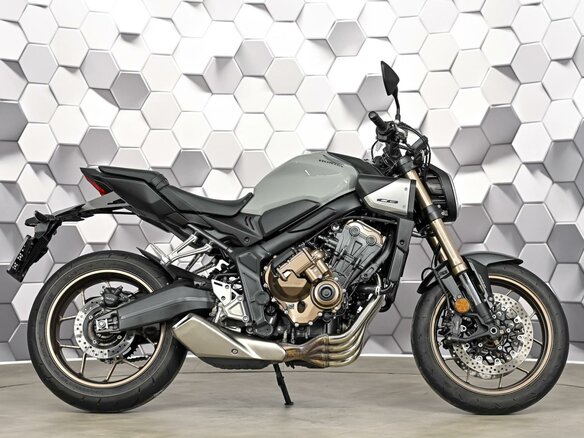 2024 Honda CB 650R, серый - вид 2
