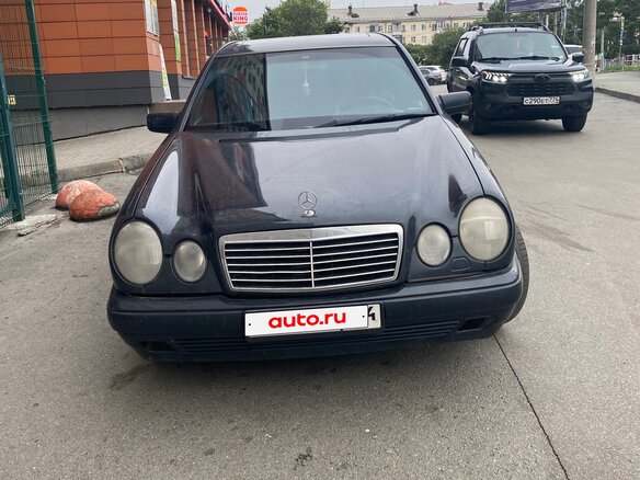 1999 Mercedes-Benz E-Класс 280 II (W210, S210), синий, 495000 рублей