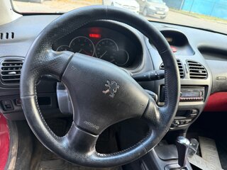 2007 Peugeot 206, красный, 180000 рублей, вид 5