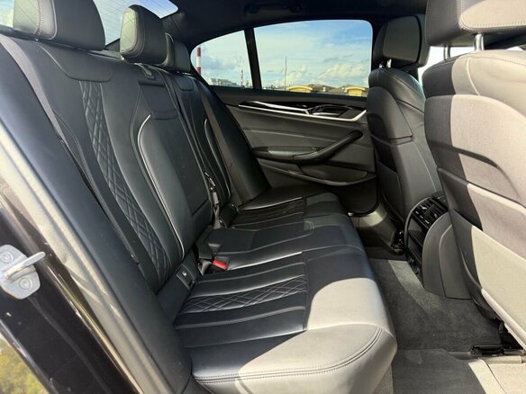 2019 BMW 5 серии 530d xDrive VII (G30/G31/G38), серый, 4040000 рублей - вид 26