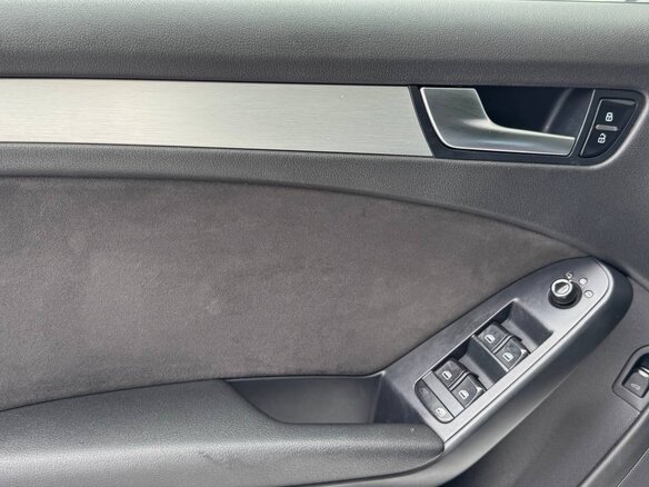 2011 Audi A4 IV (B8), белый - вид 11