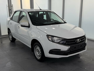 2026 Lada (ВАЗ) Granta I Рестайлинг, белый, 1800000 рублей, вид 1