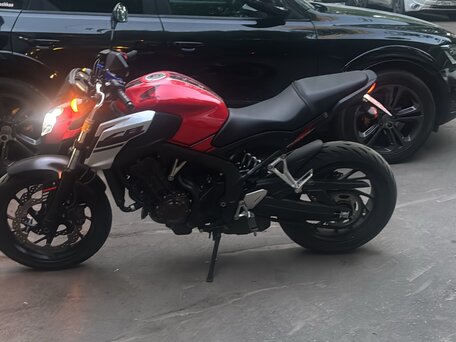 2018 Honda CB 650F, красный, 750000 рублей, вид 1