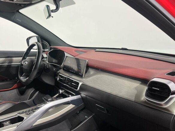 2023 Geely Coolray I, красный, 1853000 рублей - вид 8