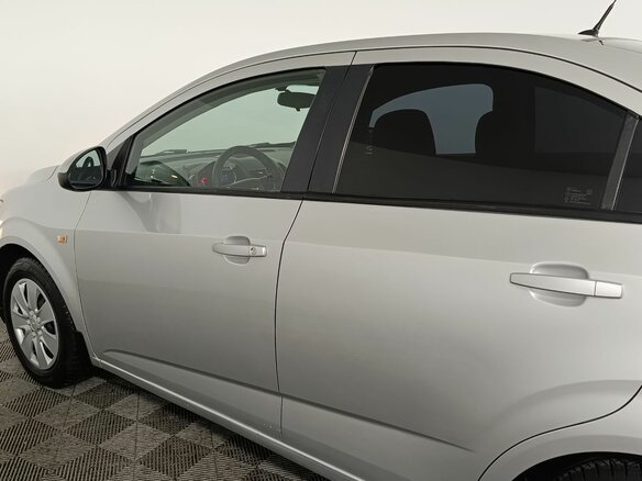 2012 Chevrolet Aveo II, серебристый, 570000 рублей - вид 19