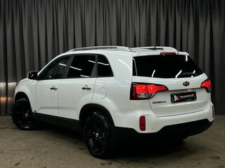 2017 Kia Sorento II Рестайлинг, белый, 1849888 рублей, вид 3