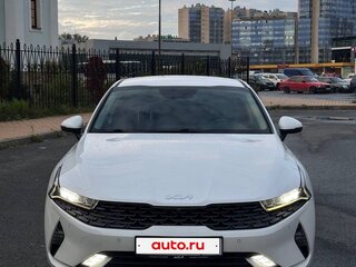 2022 Kia K5 III, белый, 2650000 рублей, вид 2
