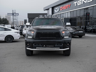 2012 Toyota Tundra CrewMax II, чёрный, 4700000 рублей, вид 3