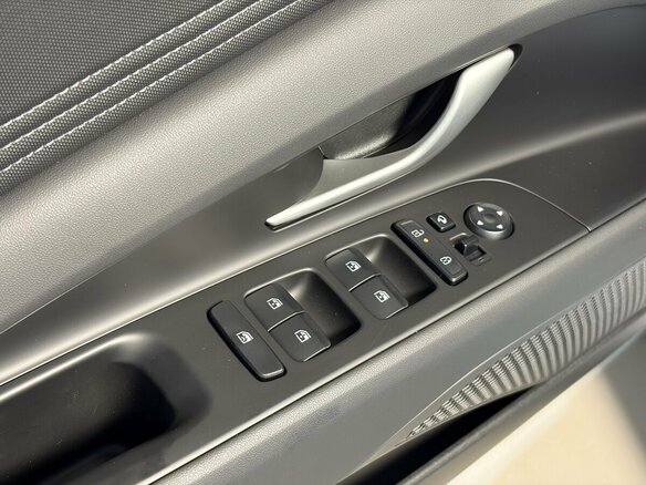 2026 Hyundai Elantra VII (CN7) Рестайлинг, белый, 1930000 рублей - вид 20