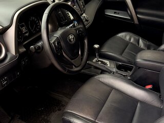 2017 Toyota RAV4 IV (XA40) Рестайлинг, чёрный, 2600000 рублей, вид 4