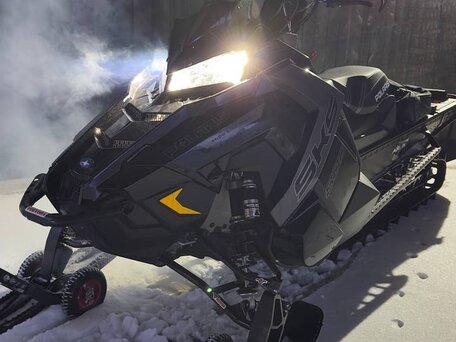 2016 Polaris 800 SKS, красный, 800000 рублей, вид 5