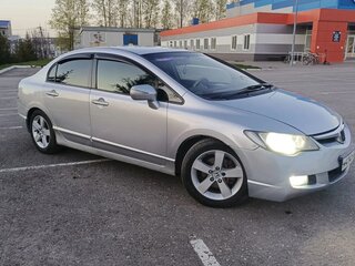 2008 Honda Civic VIII Рестайлинг, серебристый, 600000 рублей, вид 3