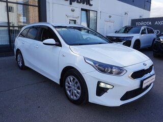 2020 Kia Ceed III, белый, 1635000 рублей, вид 3