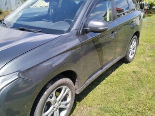 2013 Mitsubishi Outlander III, серый, 1599000 рублей, вид 3
