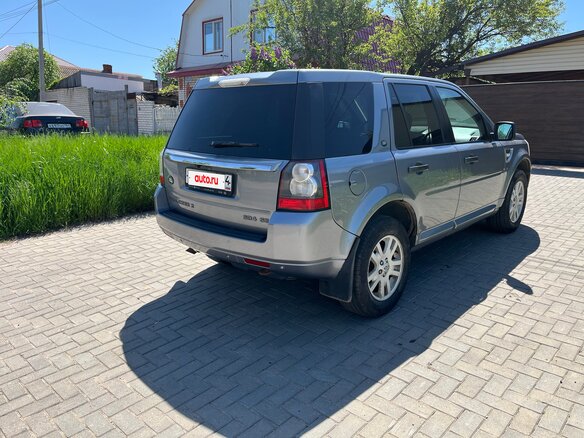 2011 Land Rover Freelander II Рестайлинг, серый, 1499000 рублей - вид 2
