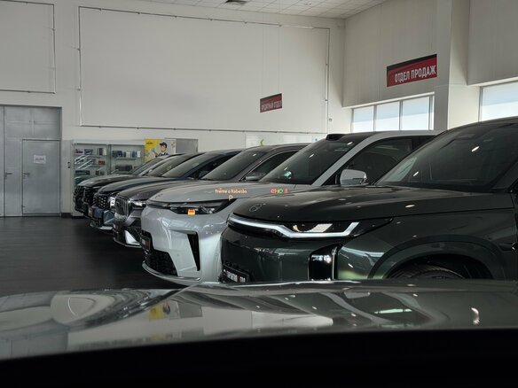 2025 Changan Qiyuan Q07 31.7 kWh, серебристый - вид 13